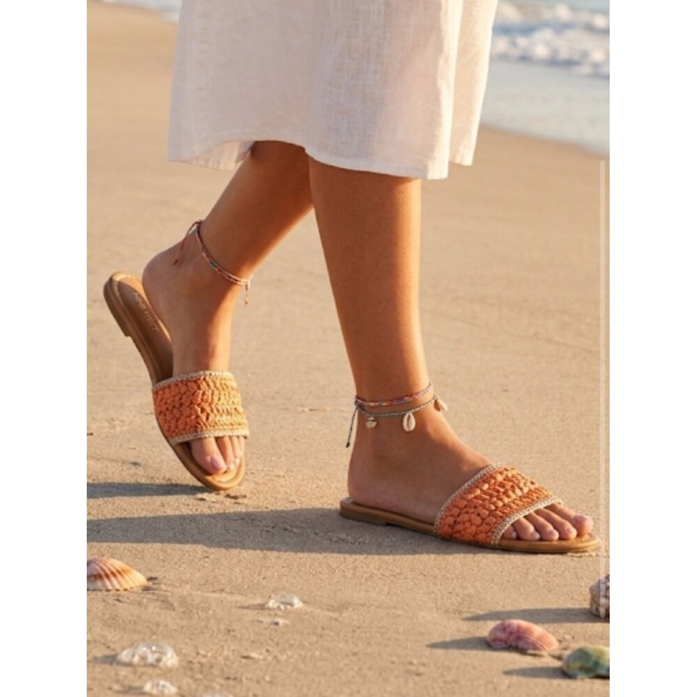 Nine West Women's Beehiv Sandal NWT